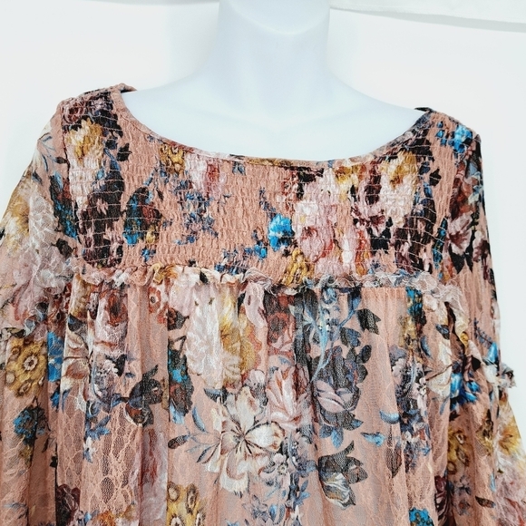 Anthropologie Akemi + Kin Patrizia Smocked Boat Neck Sheer Floral Top - Picture 5 of 11